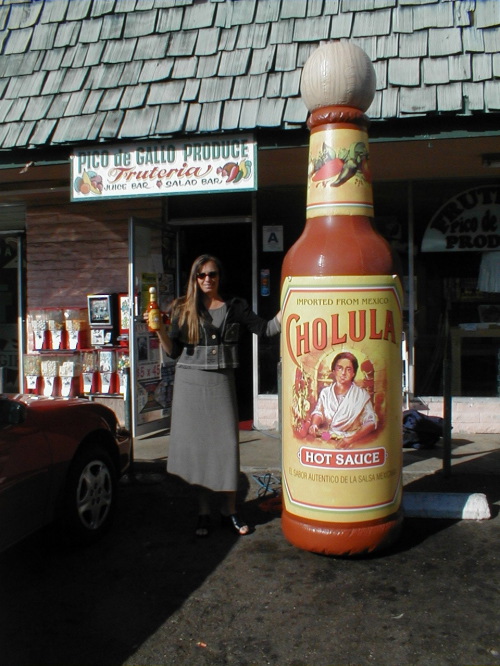 Inflatable Cans and Bottles cholula 8'